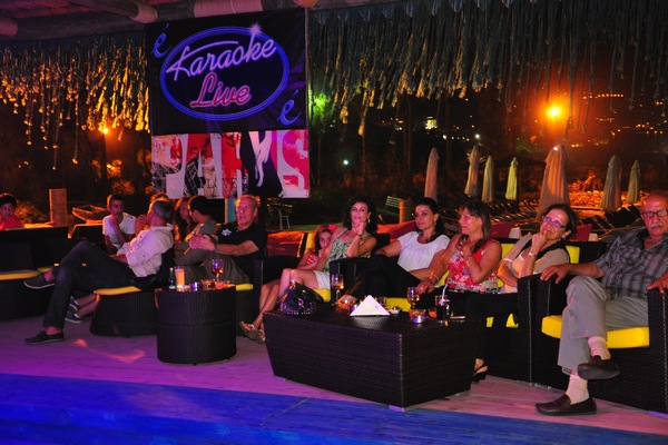 Karaoke Battles at Edde Sands